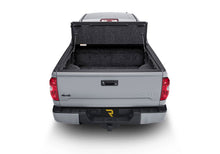 Load image into Gallery viewer, UnderCover 16-18 Toyota Tacoma 60in Fusion Bed Cover - Blue Effect