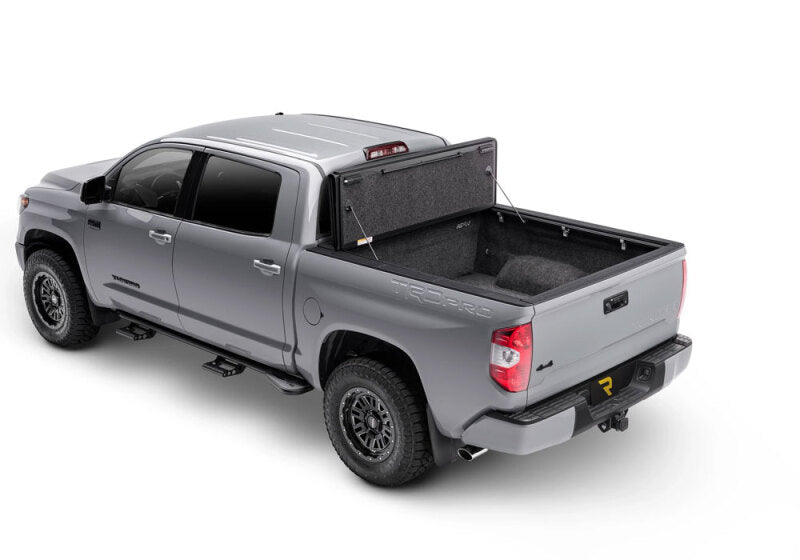 UnderCover 16-23 Toyota Tacoma 72in Fusion Bed Cover - Super White