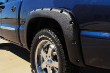 Load image into Gallery viewer, Lund 99-07 Chevy Silverado 1500 RX-Rivet Style Smooth Elite Series Fender Flares - Black (2 Pc.)