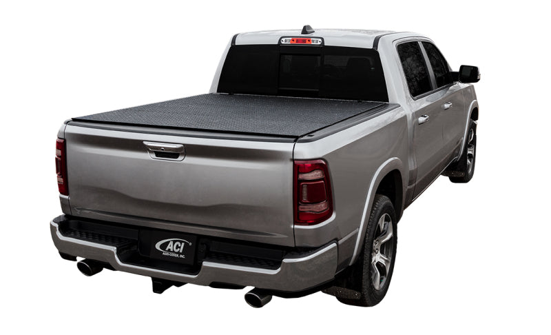 Access LOMAX Pro Series Tri-Fold Cover 2020 Jeep Gladiator 5ft Box - B ...