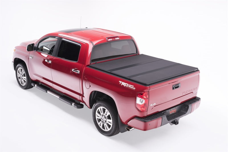 Extang 07-13 Toyota Tundra LB (8ft) (w/ Rail System) Solid Fold 2.0