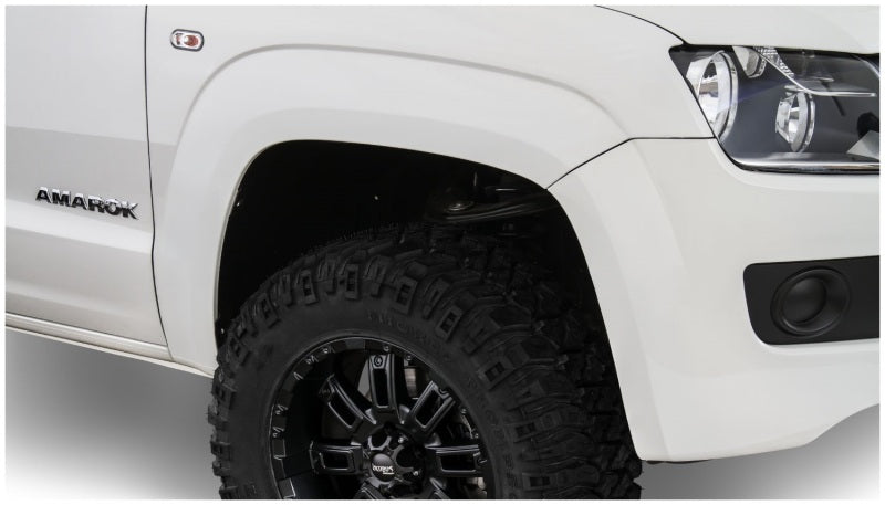 Bushwacker 11-18 Volkswagen Amarok Pocket Style Flares 2pc - Black