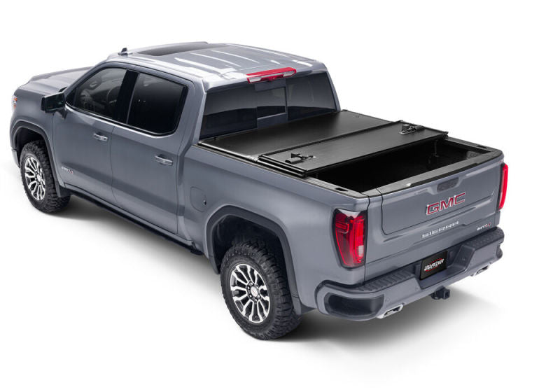 UnderCover 05-21 Nissan Frontier 5ft w/ Factory Cargo Management System Triad Bed Cover